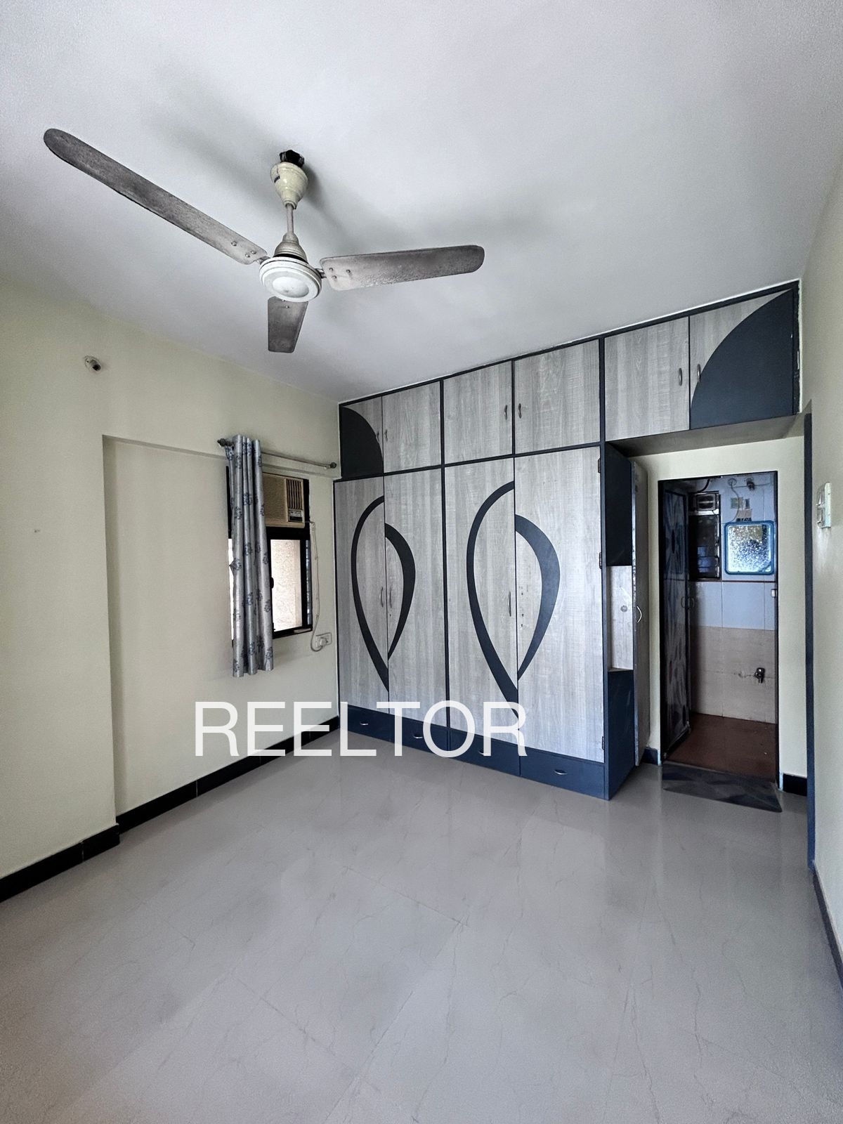 Shop For Rent In Ghasola Dadri