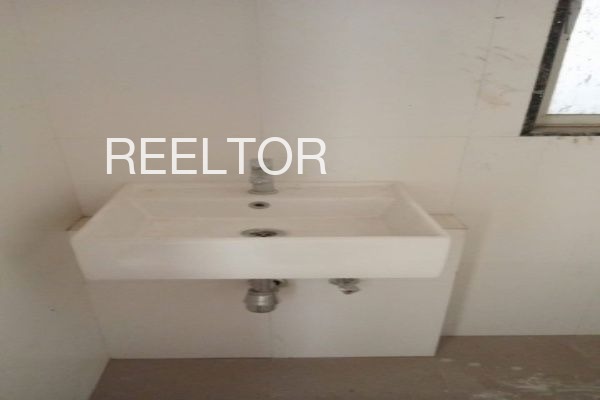 Shop For Sale In Jushane Kishtwar