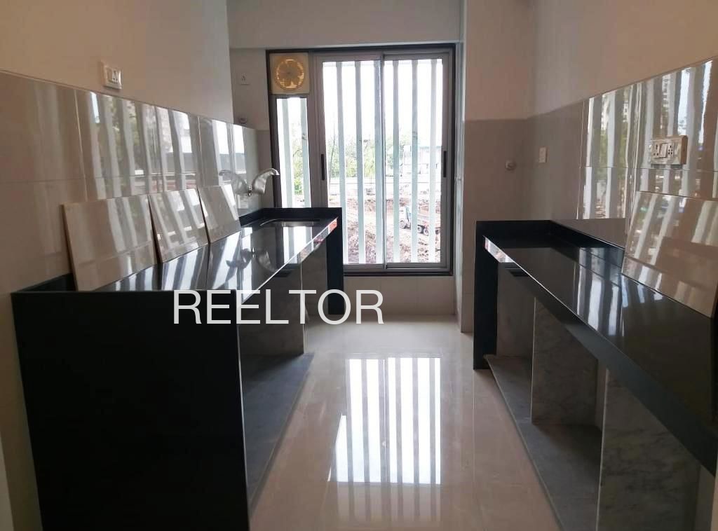 Without Brokerage Room Rent In Surat Adajan 4000 To 5000