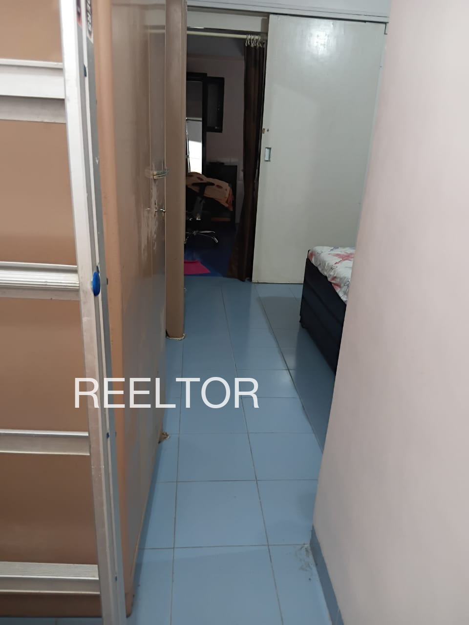 Shop For Rent In Punjabi Camp Model Town