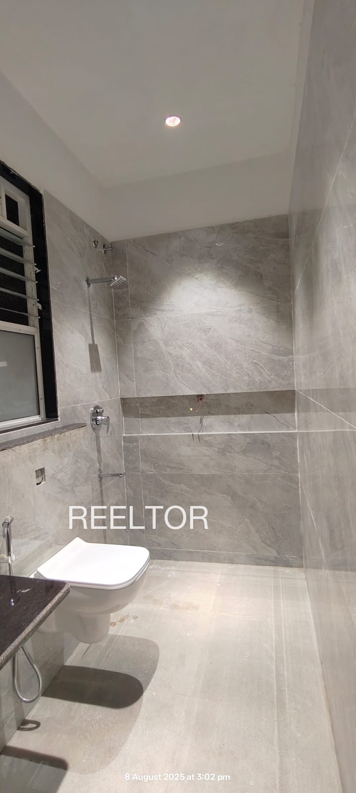 Shop For Rent In Sagra Huzur