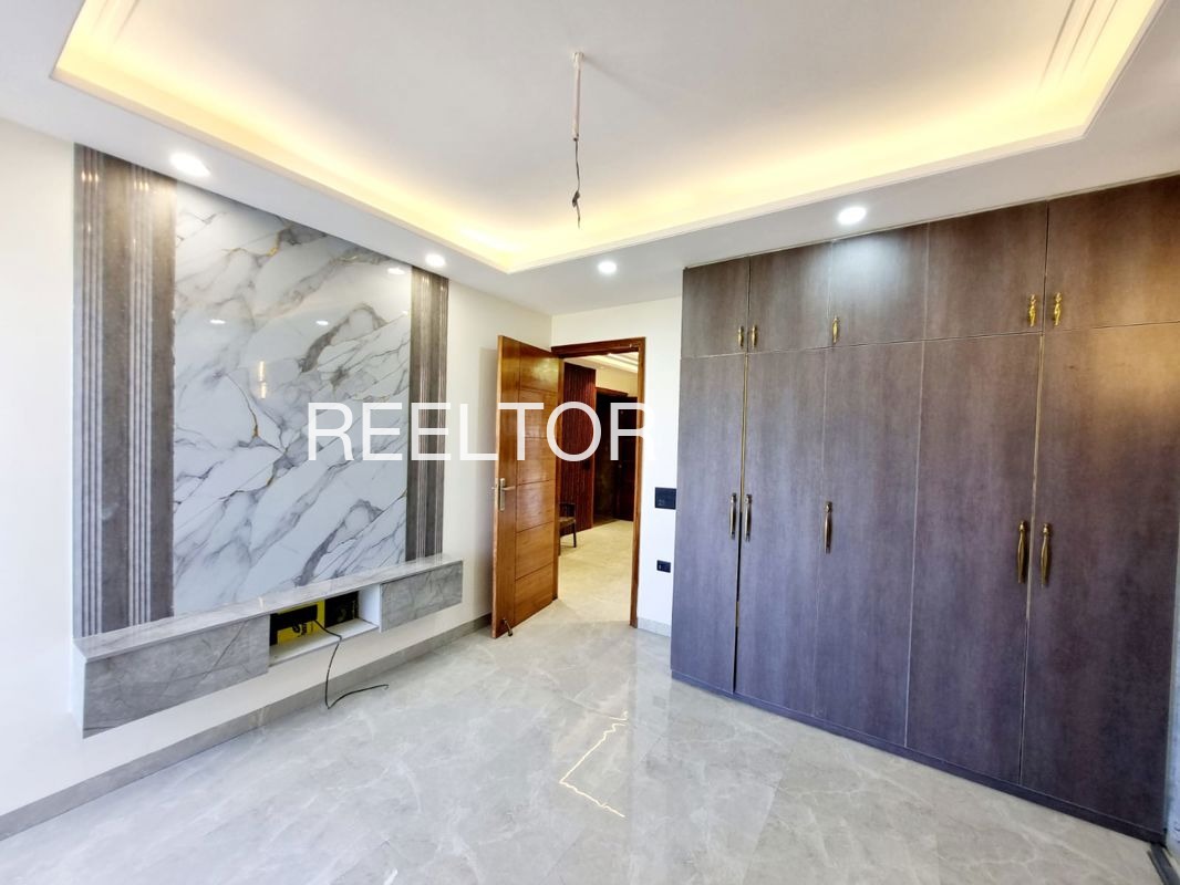 Shop For Sale In Nipaniya Sehore