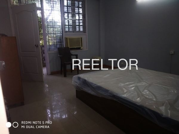 Shop For Sale In Mariya Bhind