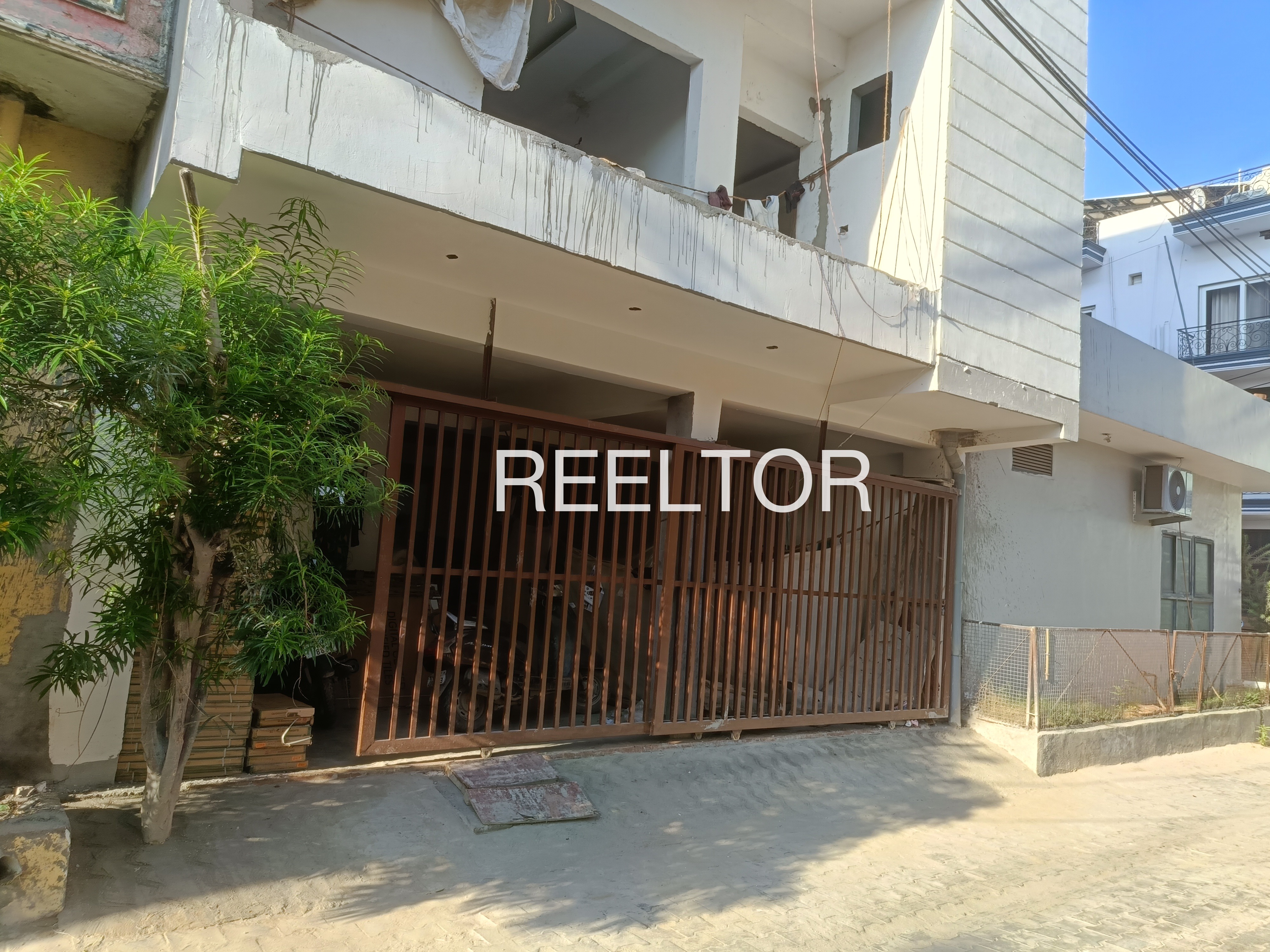 Shop For Sale In Khoha Karera