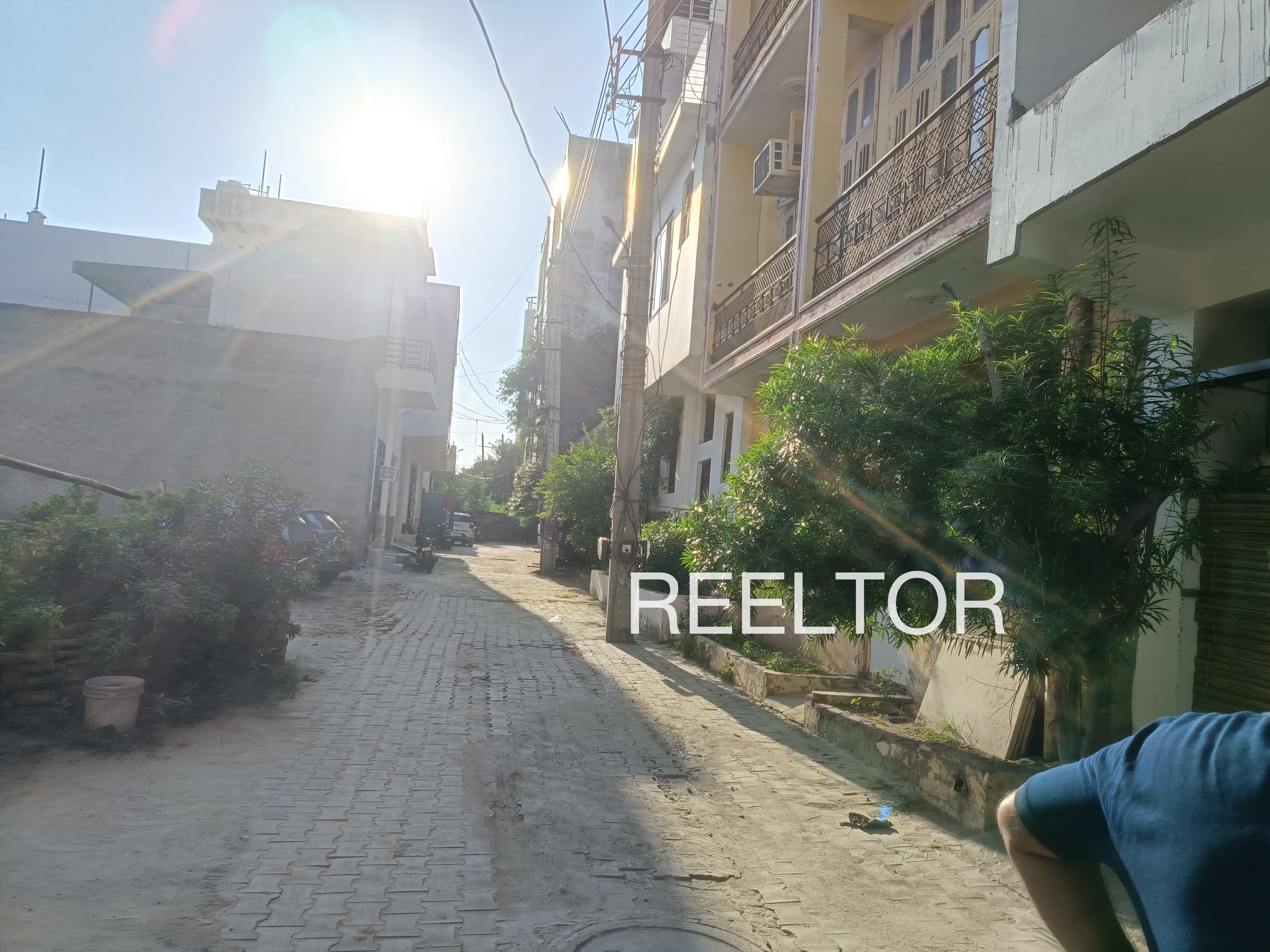 Shop For Sale In Raman Gogunda