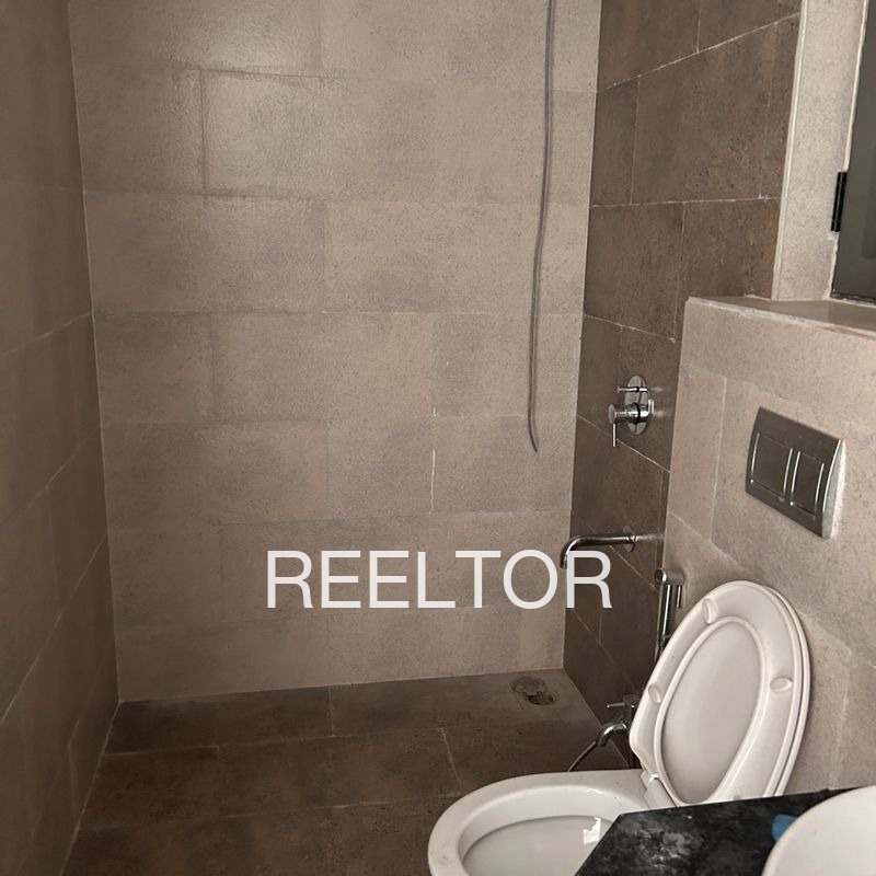 Shop For Sale In Hatinhal Banihal