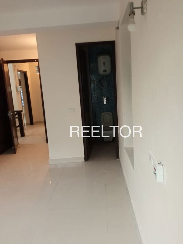 Shop For Rent In Hesarura Savanura