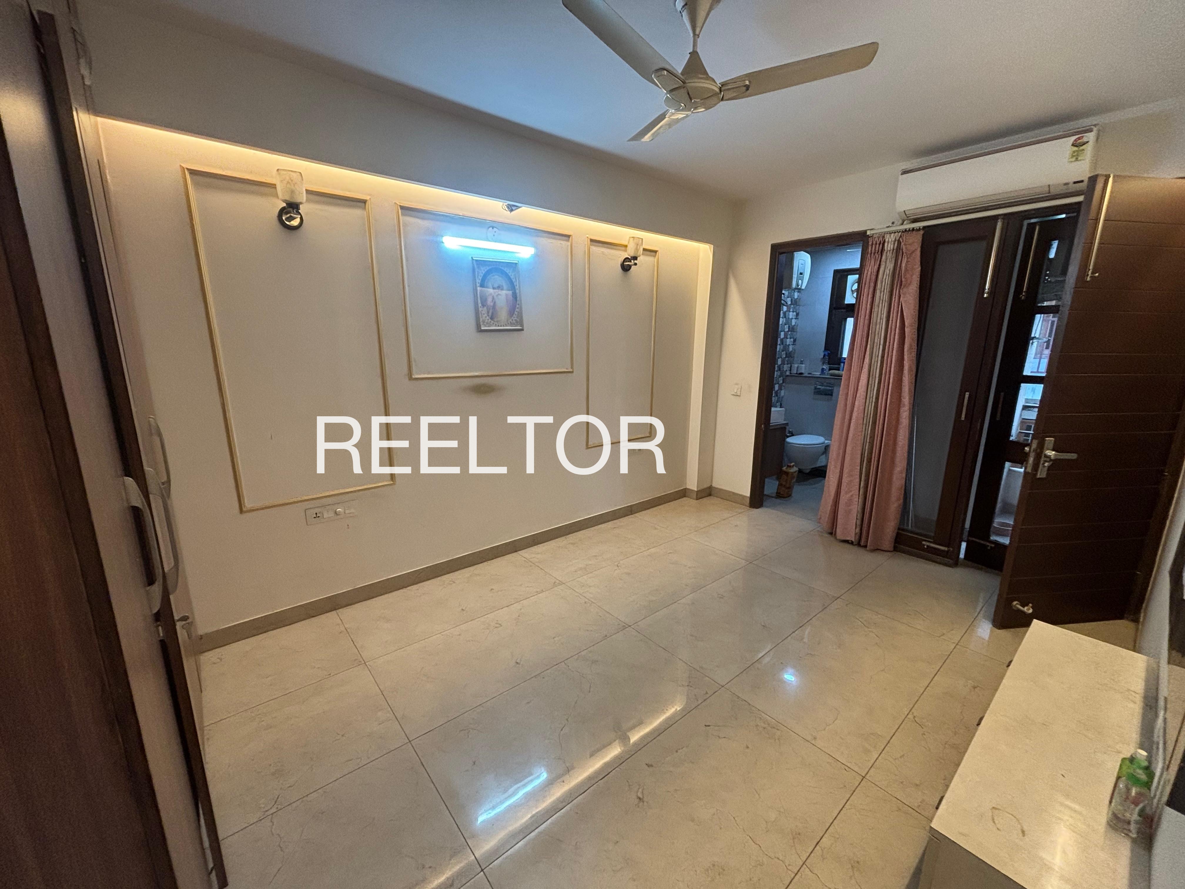 Shop For Sale In Pulanthottathil Colony Ottappalam
