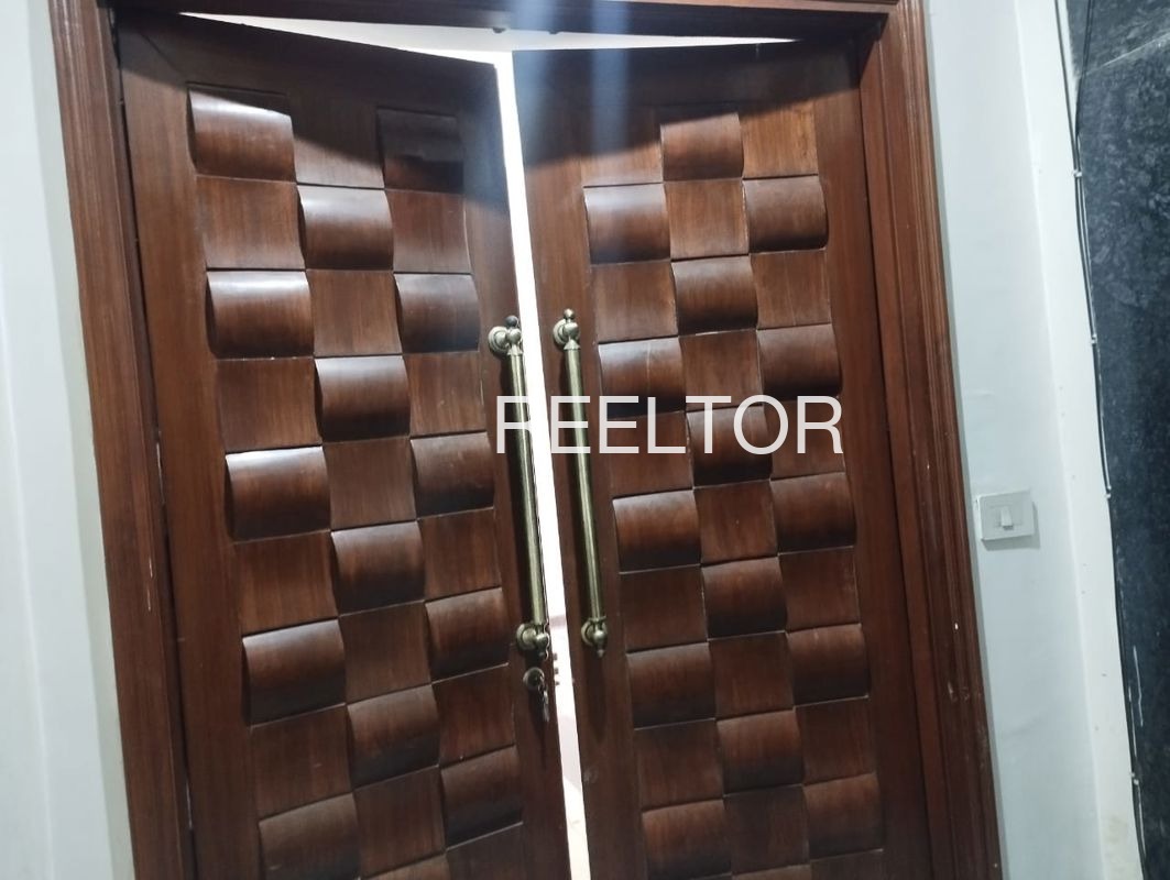 Shop For Sale In Anderwan Kangan