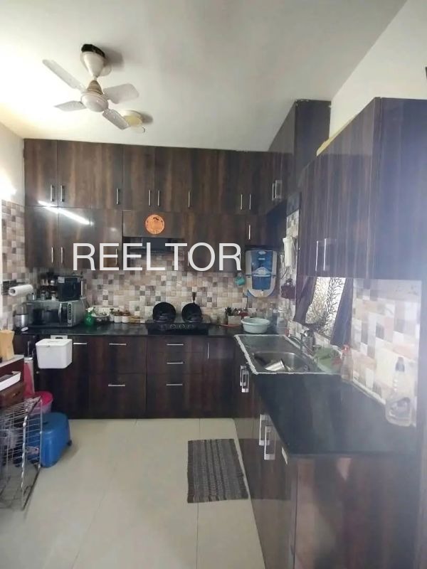 Shop For Rent In Kugwarpura Bada Malhera