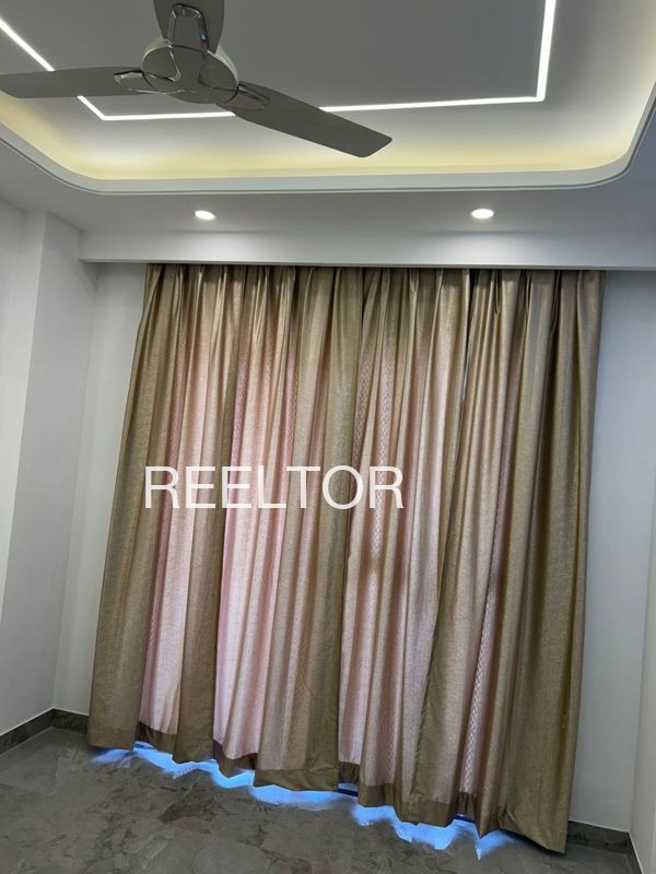 Shop For Rent In Padalda Khalwa