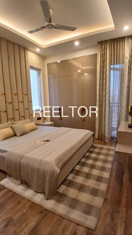 Shop For Sale In Kunde Uran