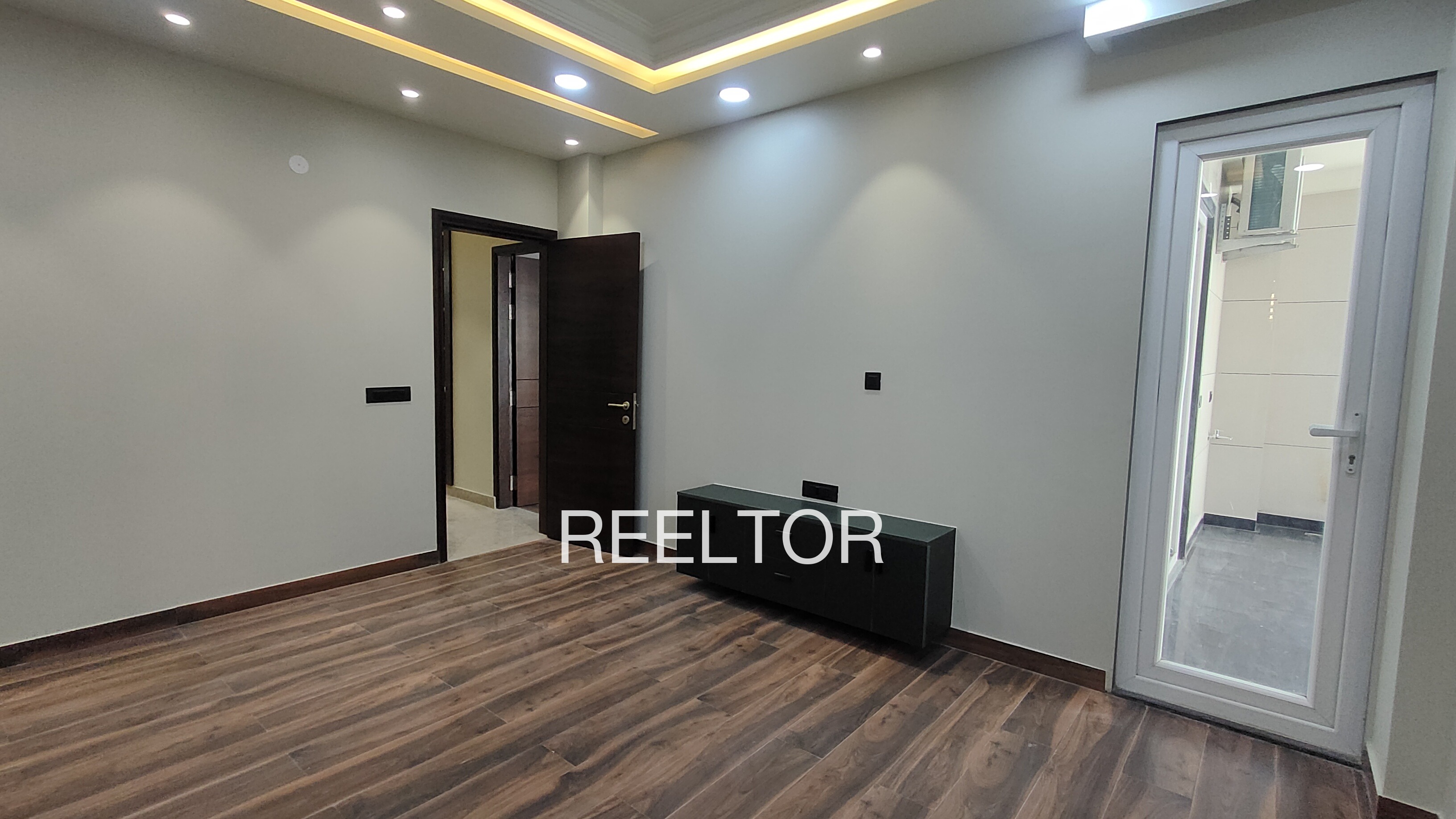 Shop For Rent In Talana Puttasing
