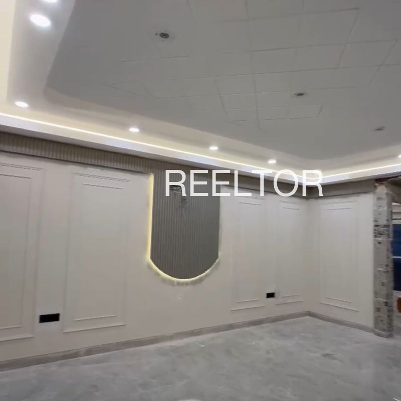 Shop For Sale In 14 Jsn Nohar