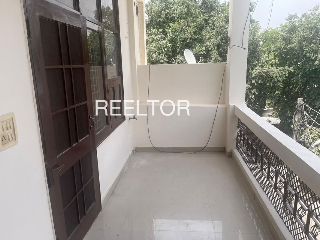 Shop For Rent In Sagra Huzur