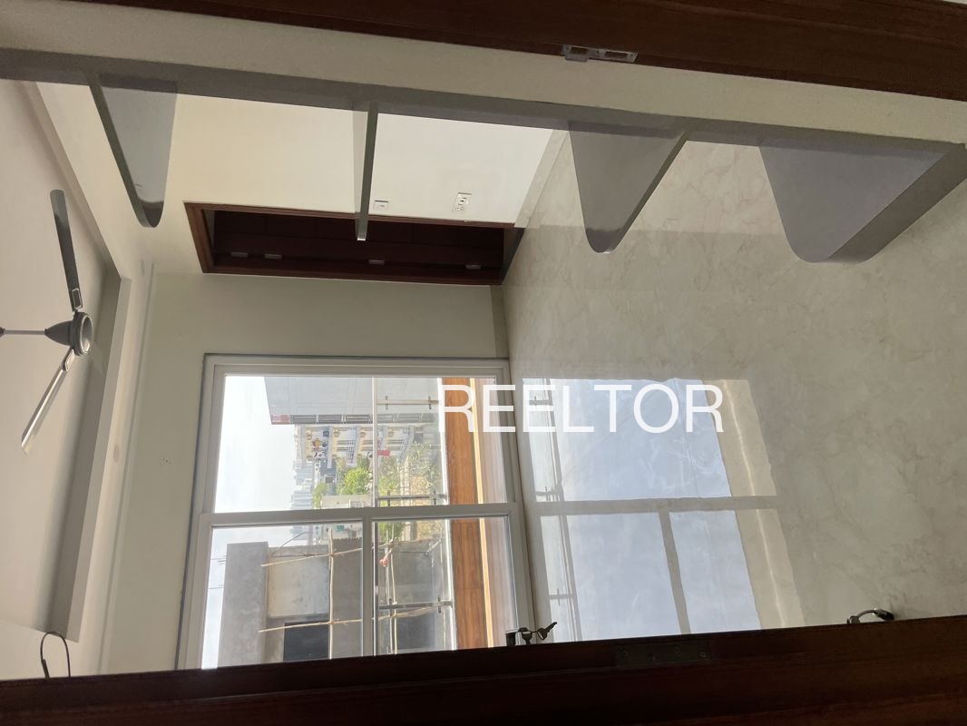 Shop For Sale In Pachen Khurd Buhana