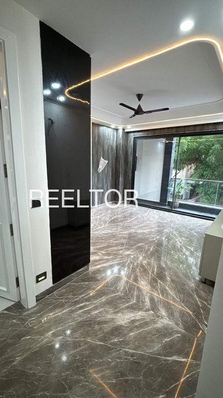 Shop For Sale In Vyahari Ner