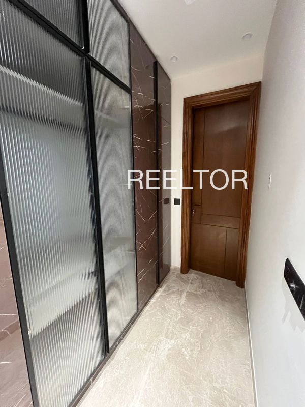 Shop For Rent In Njeezhoor Vaikom