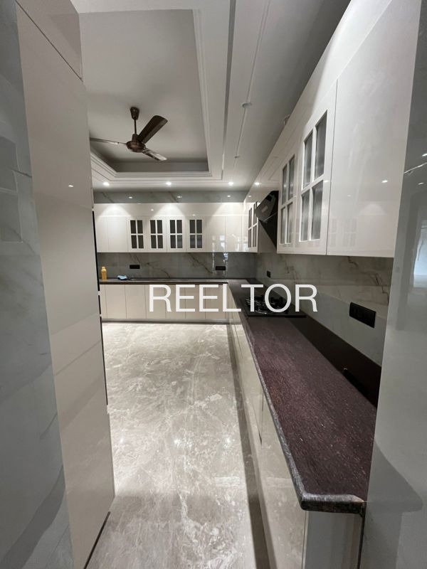 Shop For Sale In Pachen Khurd Buhana