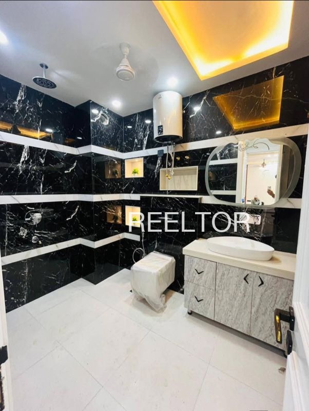 Shop For Rent In Punjabi Camp Model Town