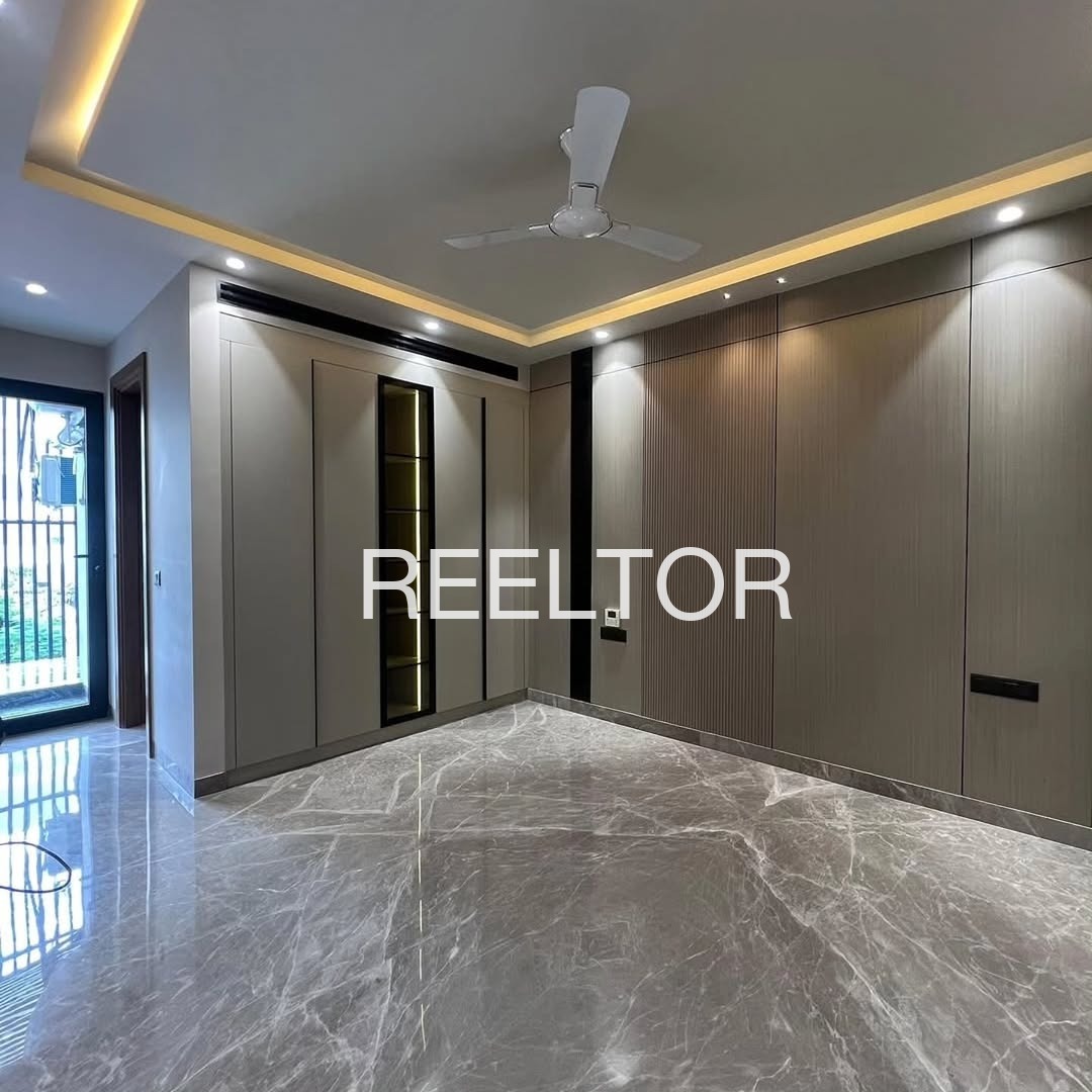 Shop For Sale In Paniv Malshiras