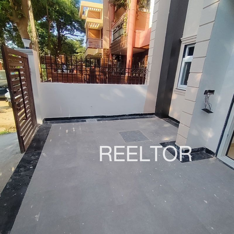 Shop For Rent In Sinamura Komna