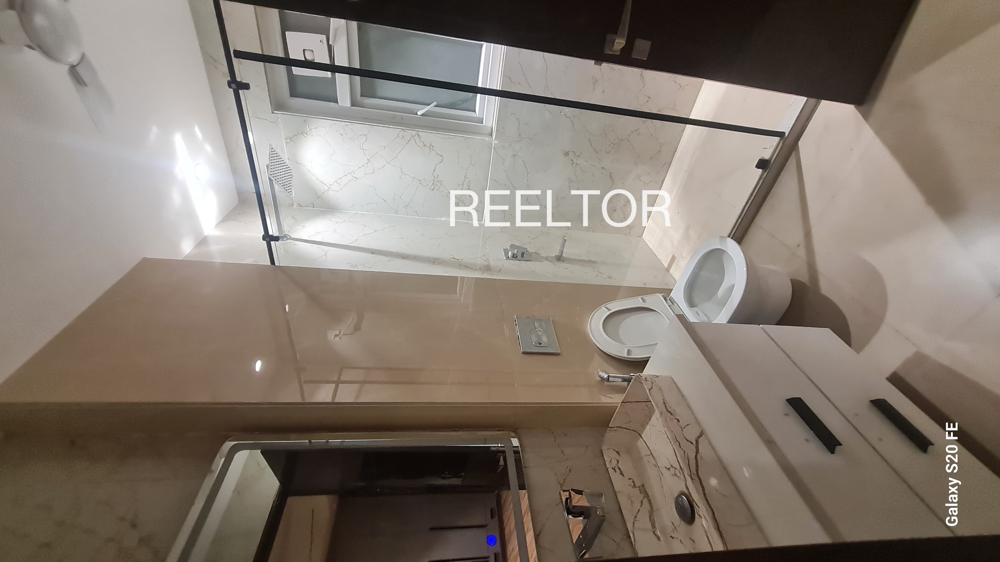 Shop For Sale In Idaguru Gubbi