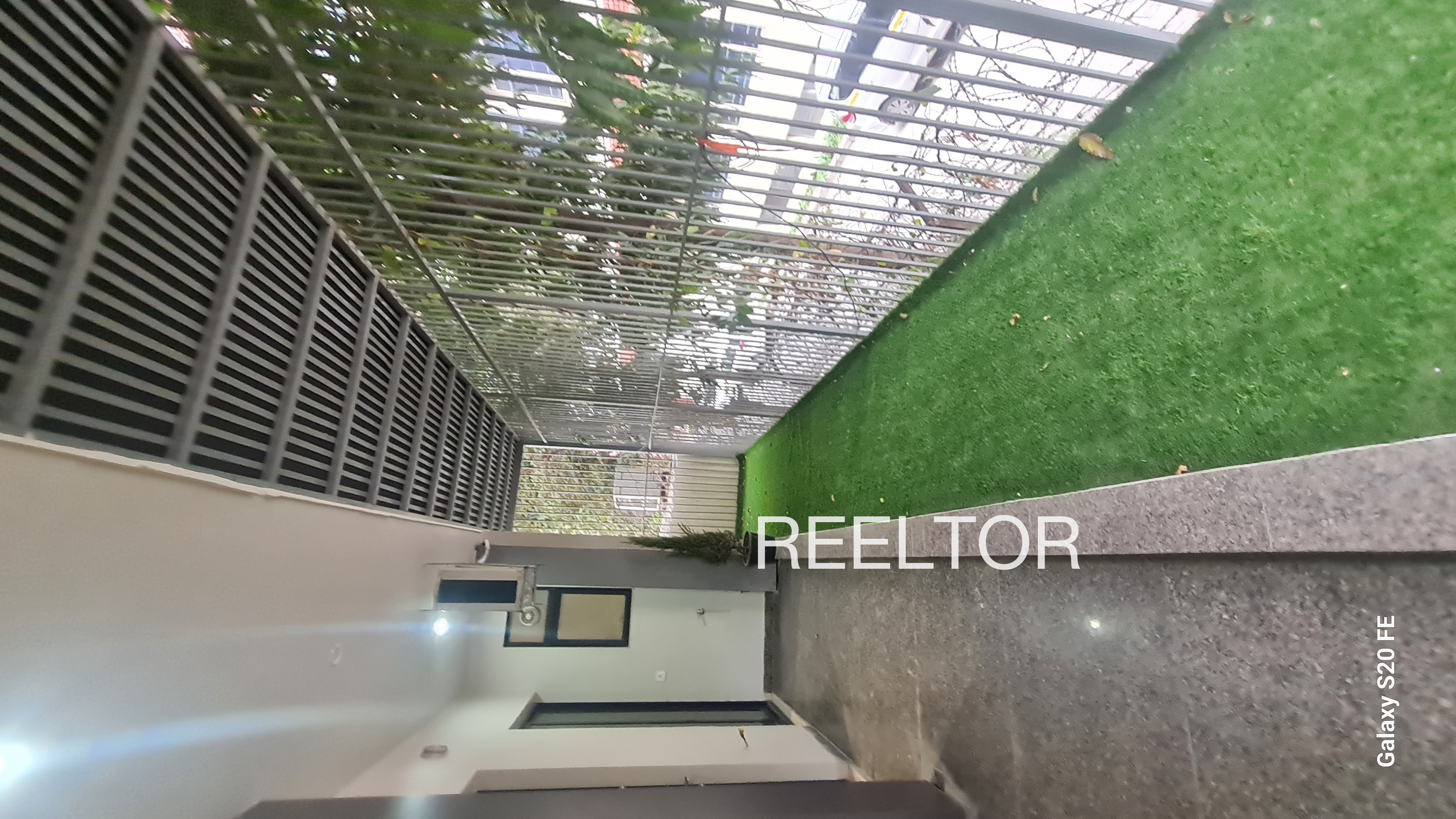 Shop For Sale In Daunapur Parli