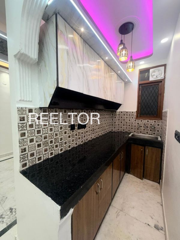 Shop For Rent In Kakaidungri Choti Sarvan