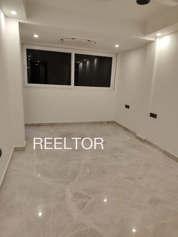 Shop For Sale In Hugai Atholi