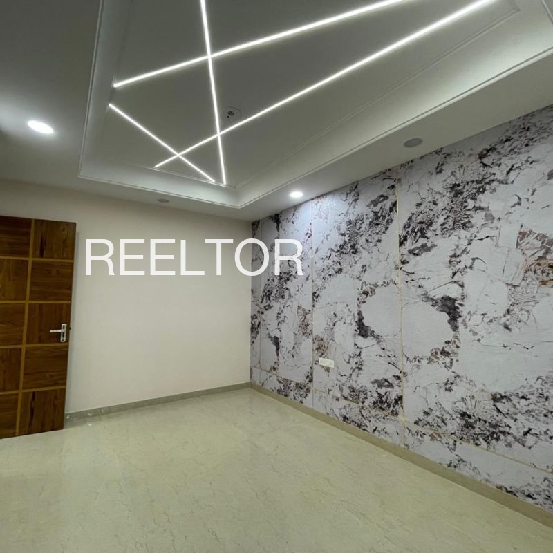 Shop For Sale In Mahigarh Narasinghpur