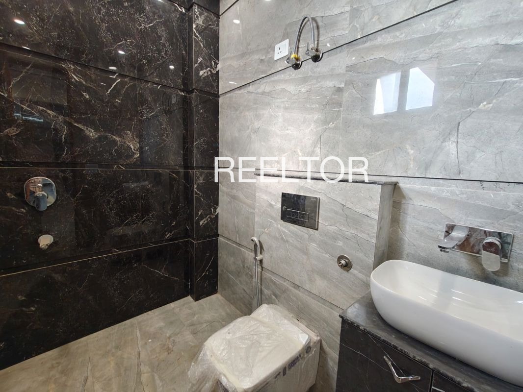 Shop For Rent In Karadalu Tipaturu