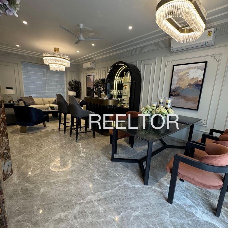 Shop For Rent In Shendi Akola