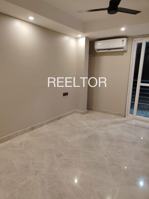 Shop For Sale In Miria Lanji