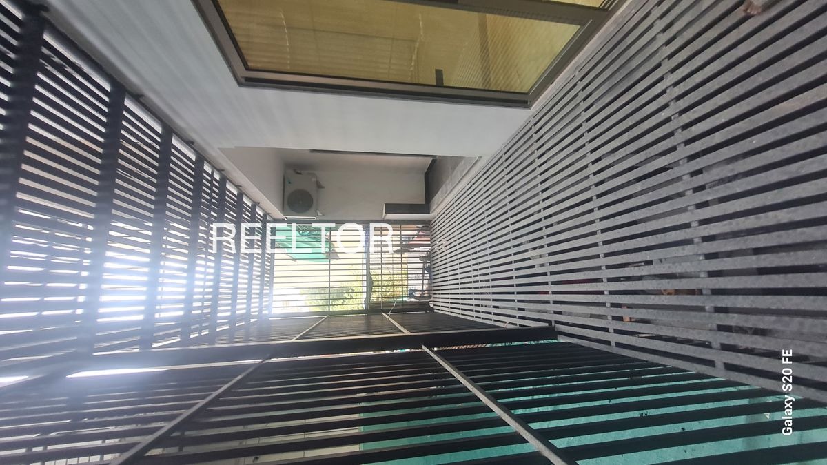 Shop For Sale In Madihalli Krishnarajapete