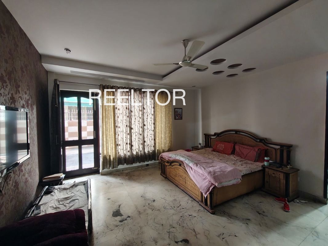 Shop For Rent In Manningal Thodi Colony Ottappalam