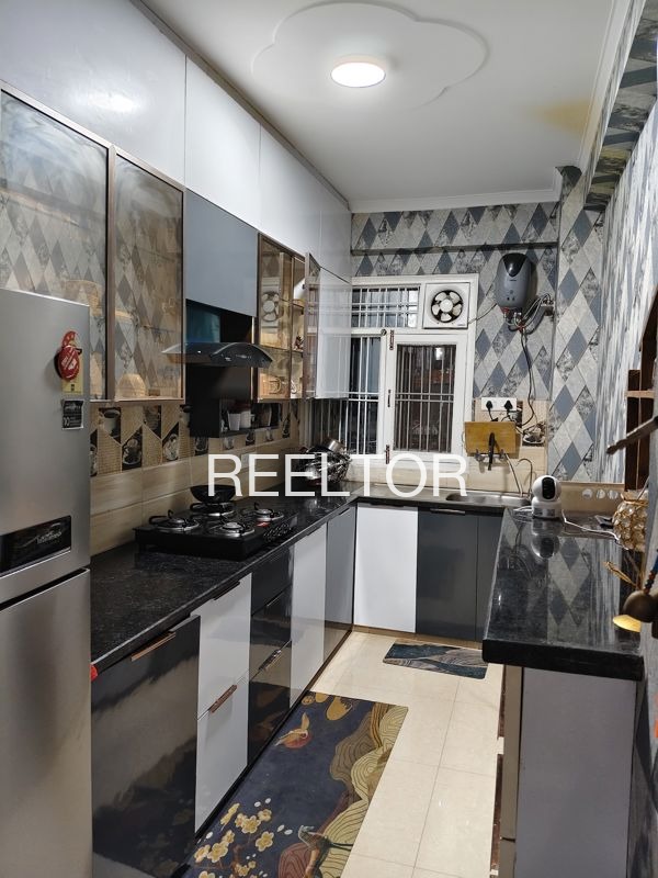 Shop For Sale In Kunde Uran