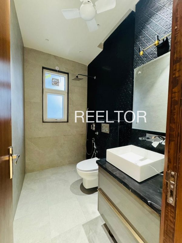 Shop For Sale In Jindrota Bashohli