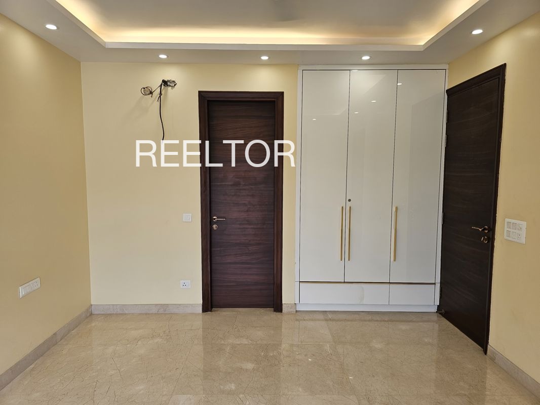 Shop For Sale In Mendha Bhimpur