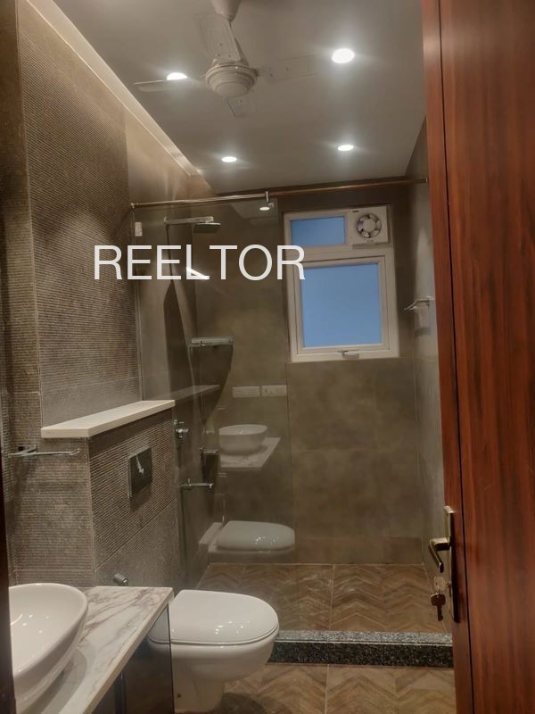 Shop For Sale In Jatar Doda