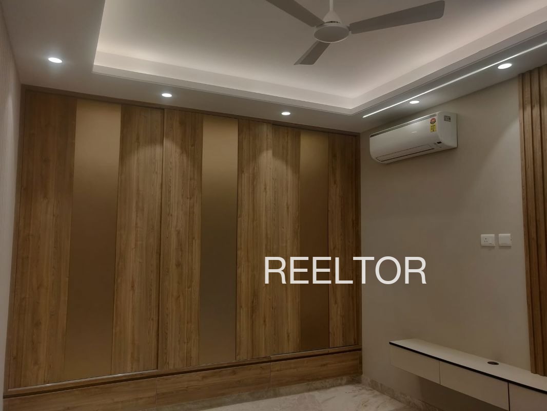 Shop For Rent In Manpur Manoharpur