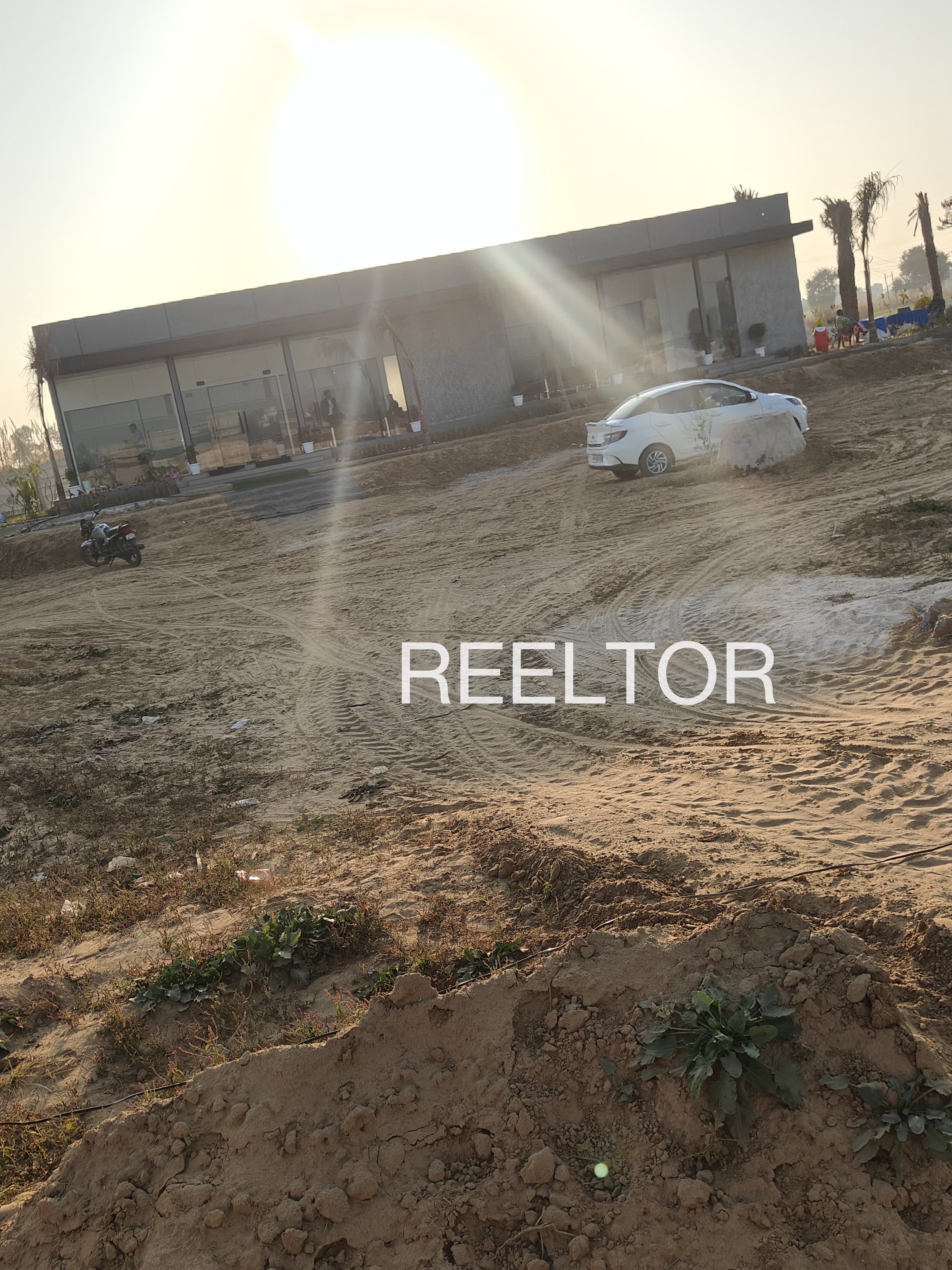 Shop For Sale In Pachen Khurd Buhana