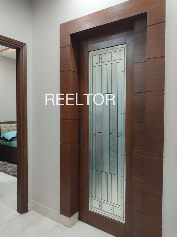 Shop For Sale In Umariya Chhipabarod