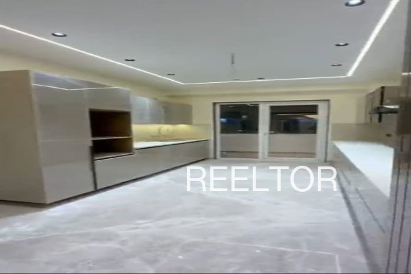 Shop For Sale In Tan Bagh Padhar