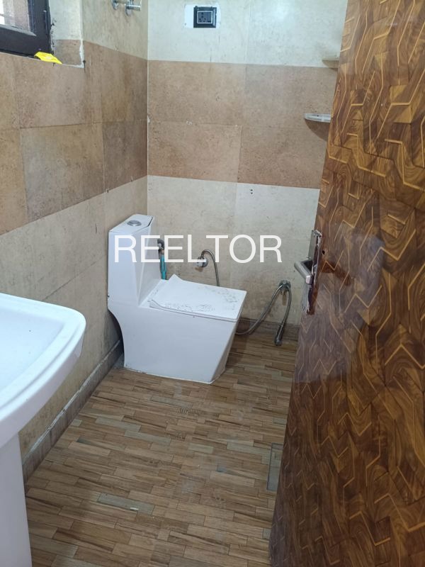 Shop For Rent In Kurivilpaddy Colony Alathur