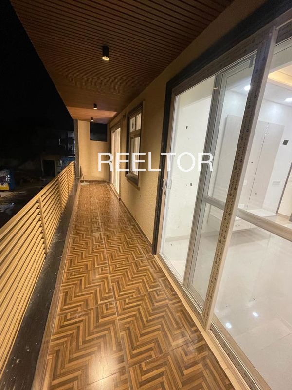 Shop For Sale In Pharar Kullu