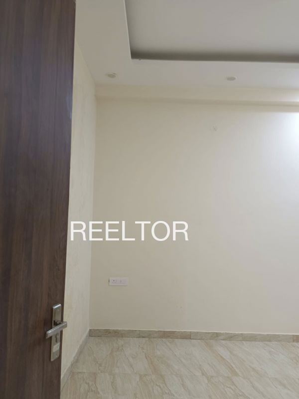 Shop For Sale In Samaspur Pohri