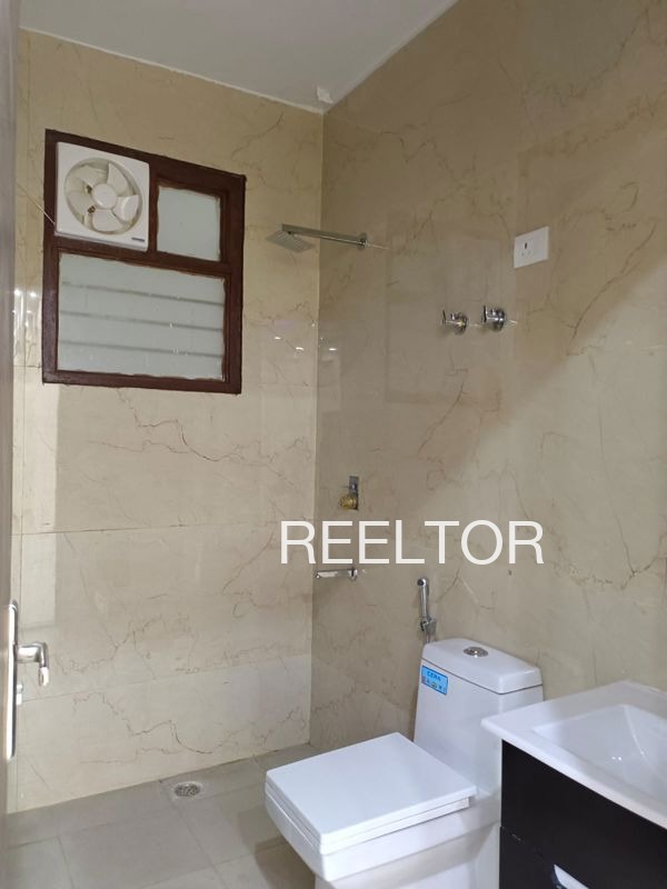 Shop For Sale In Huttar Billawar