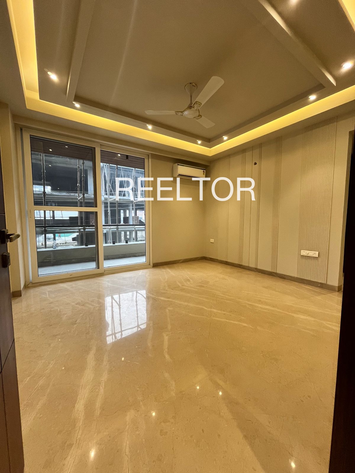 Shop For Rent In Bhurukund Narasinghpur