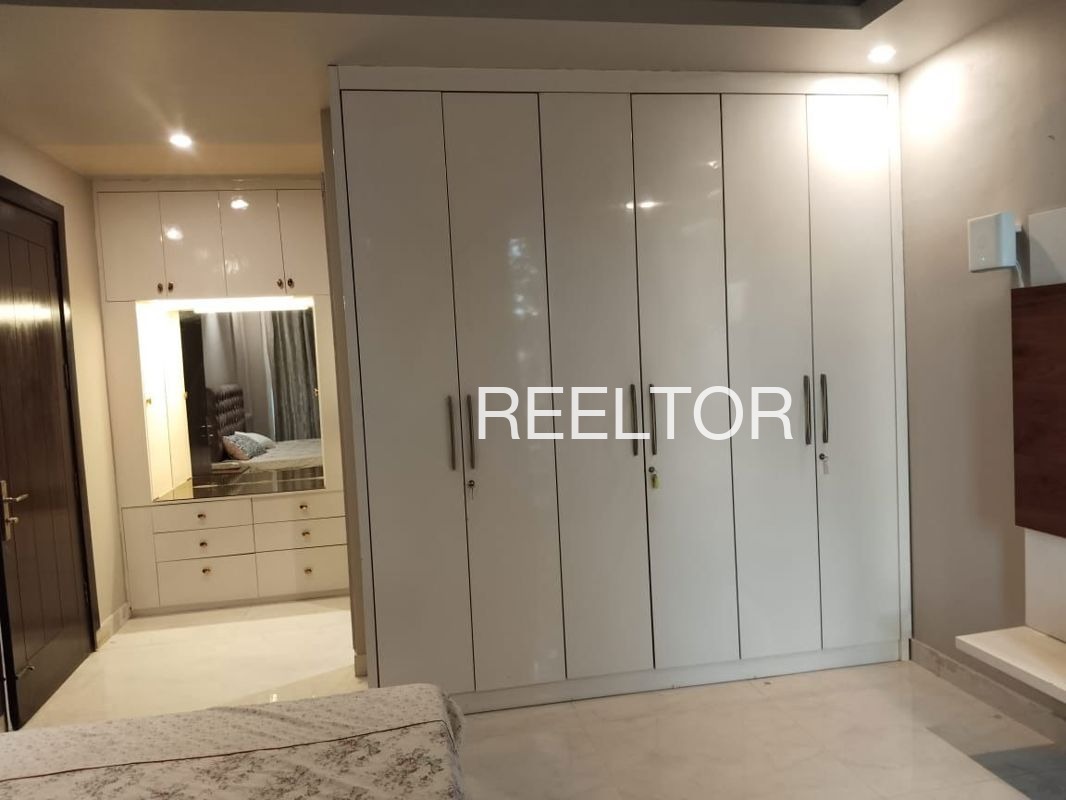 Shop For Sale In Arolyajassa Nagda